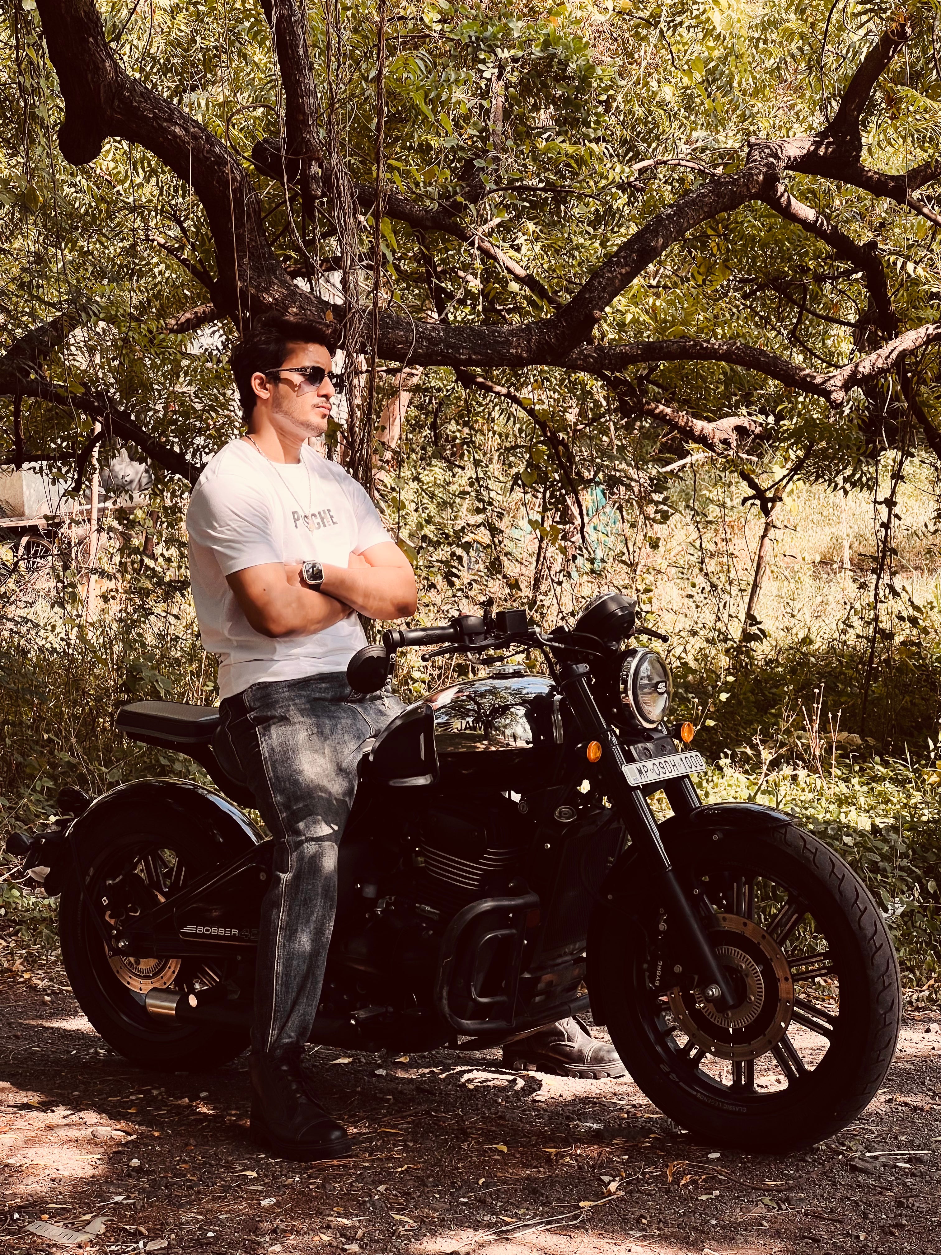 Driven by Speed – Porsche Tee Collection