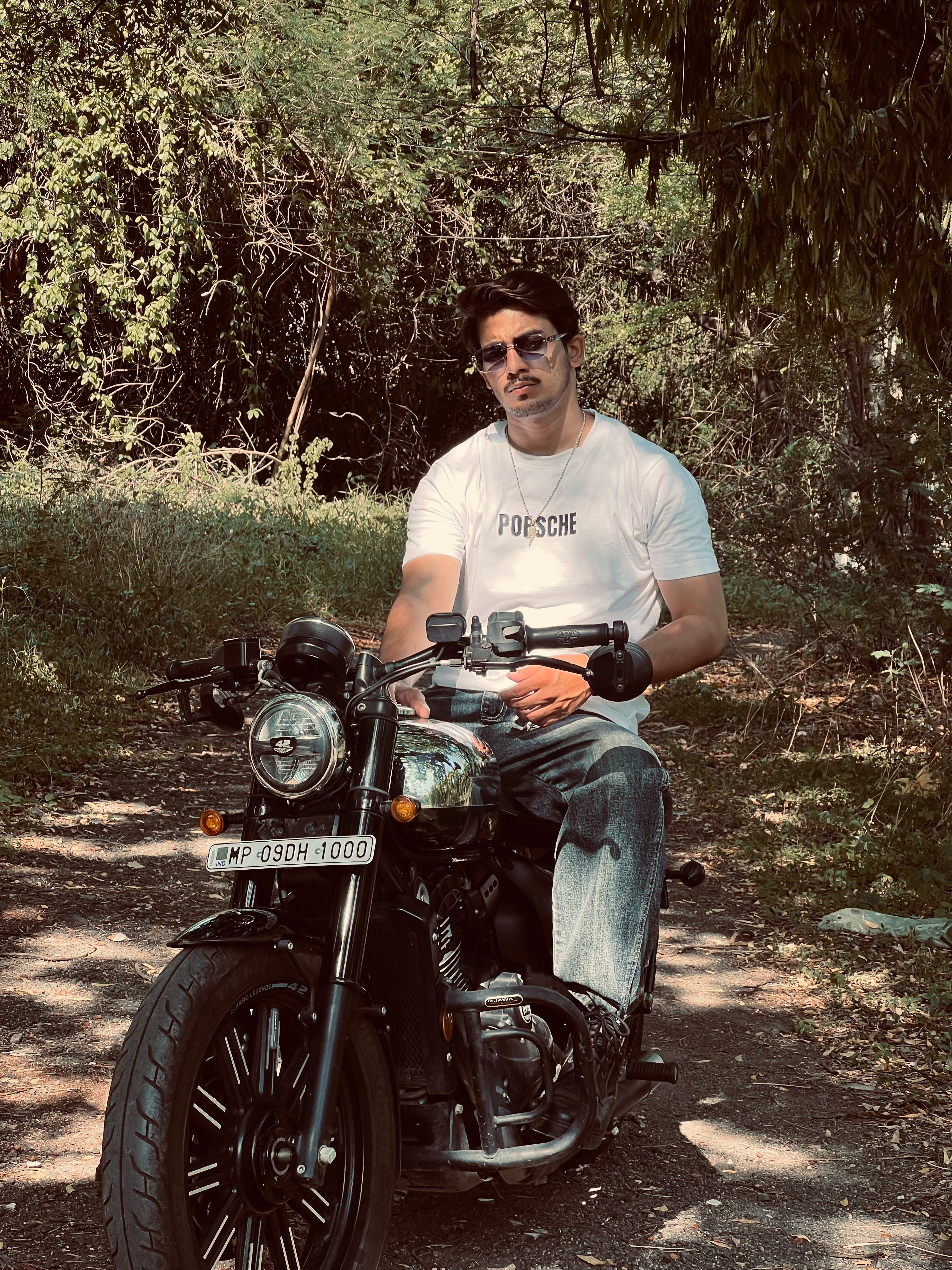 Driven by Speed – Porsche Tee Collection