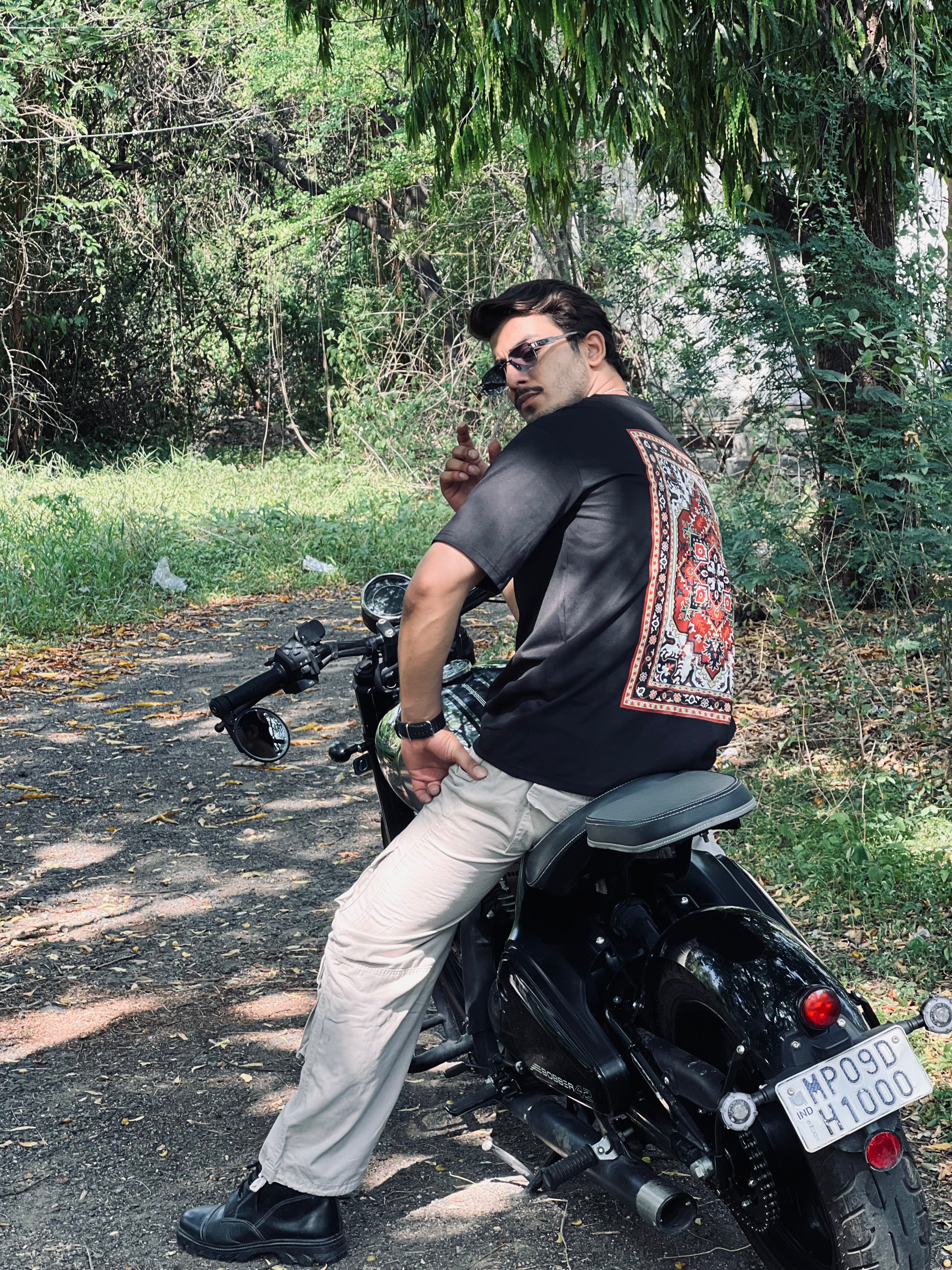 Persian Rug – Arabic Qaleen-Inspired Tees